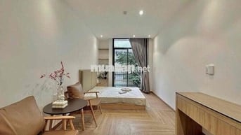 CHO THUÊ CHDV BAN CÔNG - GẦN VÒNG XOAY DÂN CHỦ - CMT8