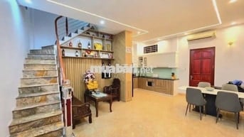 NHỈNH 10 TỶ NHÀ TT HAI BÀ TRƯNG, GẦN BÁCH-KINH- XÂY- THANG MÁY 6 TÂNG