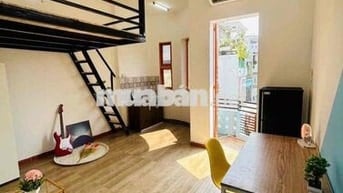 PHÒNG GÁC BAN CÔNG NGAY CÔNG VIÊN GIA ĐỊNH