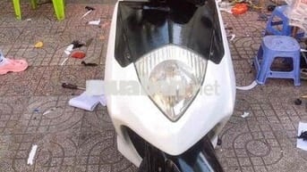 Honda Dylan Trắng đen