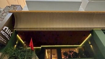 Khách sạn 7 Nguyễn Trãi - DT 8,2x15m - Hầm 10 tầng - HĐT 330tr/tháng