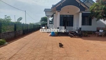 Bán nhà mặt tiền (909m2) số 368 cmt8 thị trấn đất đỏ