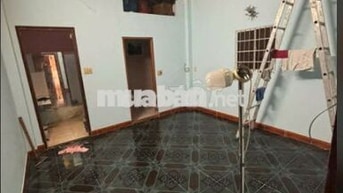 Nhà còn phòng trống, dọn vào đầu tháng 6 