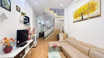 NHÀ ĐẸP – GIÁ MỀM – NGAY TRUNG TÂM GIÁ 3TI4