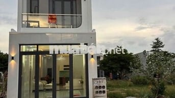 Nhà 1 trệt 1 lầu Ngay trung tâm Tân Uyên khu Dân cư Dân Trí.