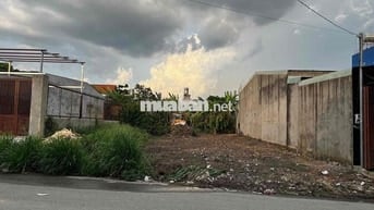 Đất mặt tiền gần chợ Thanh Hoá