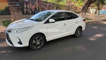 Toyota Vios 2023 số sàn màu Trắng