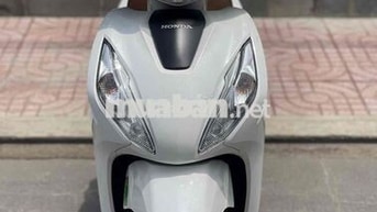 Honda Vision 2023 màu Trắng