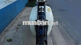 Honda Cub 50 Đen trắng
