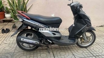 Yamaha Ultimo Đen Tự động