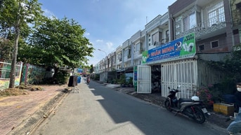 BÁN NHÀ KHU DÂN CƯ 586 - TP. CẦN THƠ
