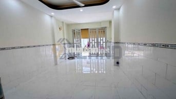 NHÀ ĐẸP MẶT TIỀN 3 TẦNG KD TỐT - GẦN VINCOM THỦ ĐỨC- CHỈ HƠN 6Tỷ