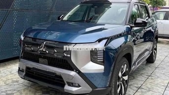 Mitsubishi Destinator 7 chỗ