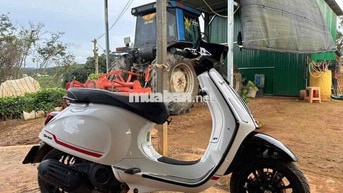 Piaggio Vespa Sprint 125 iGet ABS 2023 Trắng