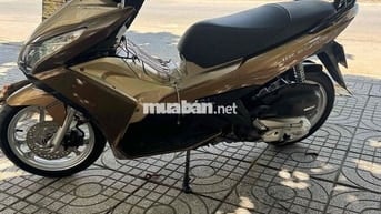 Honda Air Blade 125 Vàng đồng 17303 km