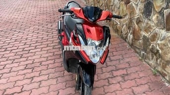 Yamaha  Đỏ đen