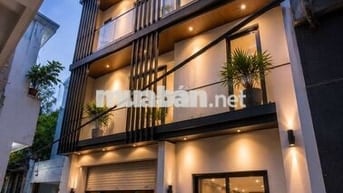 Bán nhà ngang khủng sau lưng mặt tiền
