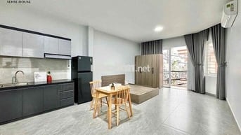 🔥Căn Hộ Ban Công - Rộng 50m2 - Full Nội Thất Ngay Khu Bàu Cát