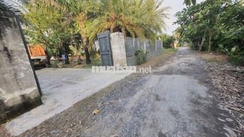 Chính chủ bán 1.400 m2 đất ở gần cầu Rạch Tra.