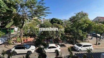 NHÀ TRONG KHU VẠN PHÚC CITY - VIEW CÔNG VIÊN