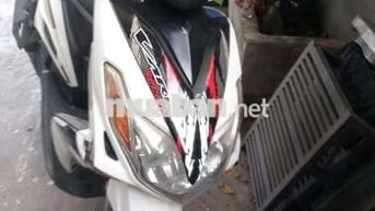 Yamaha Luvias màu Trắng