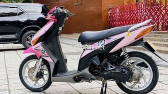 Honda Click màu Hồng