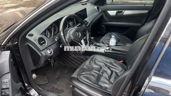Mercedes-Benz C-Class màu Đen