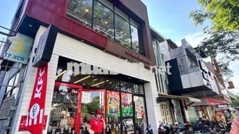 Cho thuê Mặt tiền thương hiệu Nguyễn văn cừ Q5, 4x10m, 2 tầng