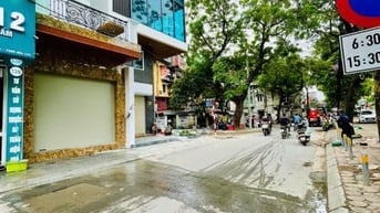 MẶT PHỐ 2 THOÁNG – 3 Ô TÔ TRÁNH – VỈA HÈ – KINH DOANH,  70M 2X TỶ