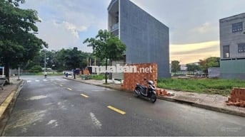 BÁN GẤP LÔ ĐẤT FULL THỔ CƯ 75M2 SỔ SẴN NGAY KCN TÂN BÌNH