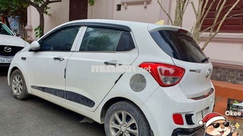 Hyundai i10 9/2015_ 1.2 MT Trắng _ Xe nhà đi