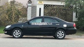 toyota CAMRY còn rất đẹp