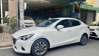 Mazda 2 2015 Trắng