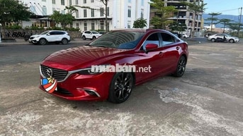 Mazda 6 2.0 bản premium 2021 Đỏ pha lê
