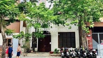 🏝️ CHO THUÊ SIÊU VỊ TRÍ MẶT TIỀN ĐƯỜNG TRUNG TÂM NGANG 10m Q1🏝️