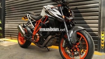 Quái thú KTM Super Duke 1290R GEN1 DKLD 2022