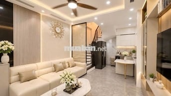 Gần Đại Học Bách Khoa - Nhỉnh 10 tỷ nhà tháng máy, tặng nội thất