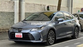 Altis 2022 1.8V 30.000 km trả trước 220tr nhận xe
