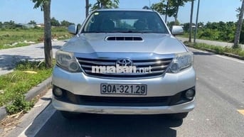 Toyota Fortuner 2014 Bạc