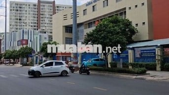 Cho thuê nhà mặt tiền đường lạc long quân, quận 11, tphcm