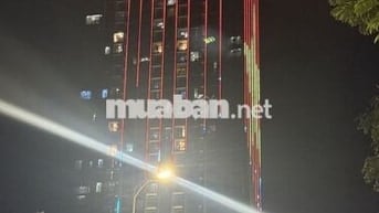 Sam 2PN tầng18, 68,4m2 , view pháo hoa, Full nội thất, Sẵn sổ- 5tỷ599