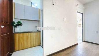 HOT HOT CĂN HỘ STUDIO BAN CÔNG ĐẦY ĐỦ NỘI THẤT TẠI CMT8 - QUẬN 10