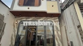 Cần bán gấp căn nhà ở Đinh Đức Thiện