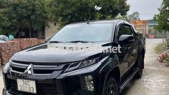 Mitsubishi Triton Athlete Đen