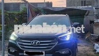 Hyundai Santa Fe 2017 Xăng 210000 km Đen