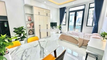 ngay VÒNG XOAY LÊ ĐẠI HÀNH - FULL NỘI THẤT - BAN CÔNG THOÁNG