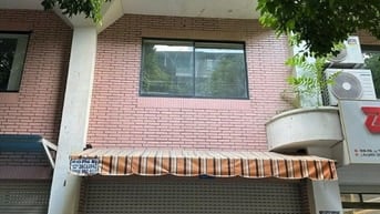 Bán nhà phố 4 tầng khu Thuận Việt Quận 11 vị trí cực đẹp giá tốt