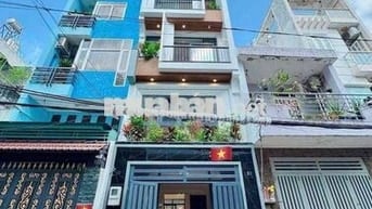 Nhà có Thang Máy full nội thất cao cấp đường xe tải né nhau