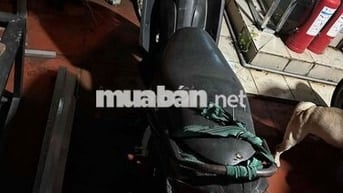 Yamaha Taurus màu Đen