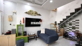 NHÀ HIẾM.! 3,X T/Ý NGAY CV LÀNG HOA GÒ VẤP